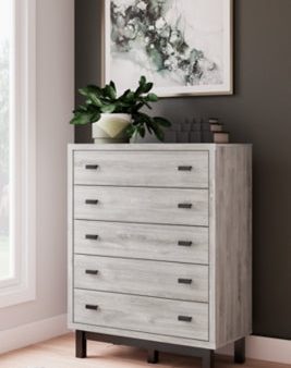 Vessalli Chest of Drawers Online