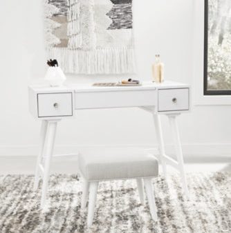 Thadamere Vanity with Stool Online now